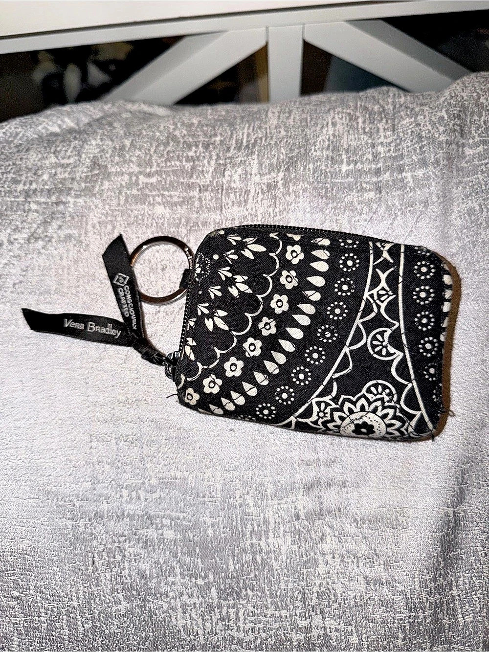 Vera Bradley Zip ID Wallet Black & White Floral